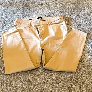 Talbots Jeggings with a comfortable stretch, ankle length 25”, 16P, light tan